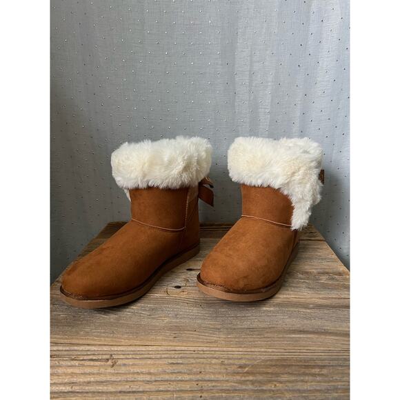 Juicy Couture | King Brown Cognac Mirco Faux Fur Winter Boots - Picture 1 of 7